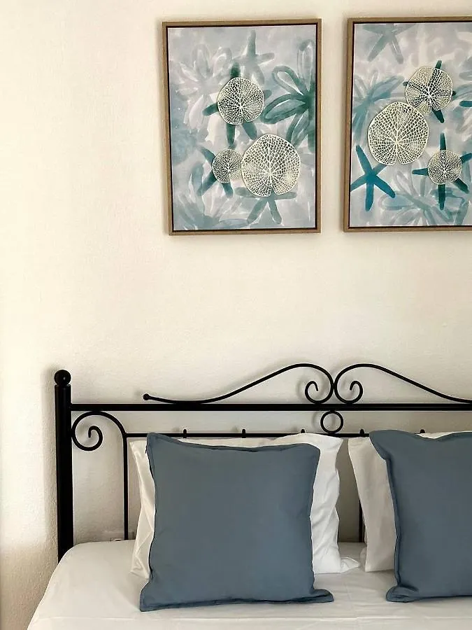 La Scala Family Apartments Nea Roda 0*,