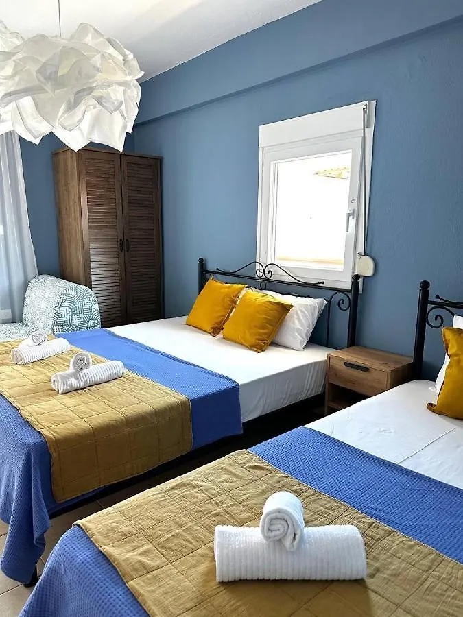 La Scala Family Apartments Nea Roda Aparthotel